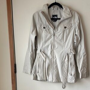 The North Face Women's Off-White Utility Rain Jacket w/ Removable Hood